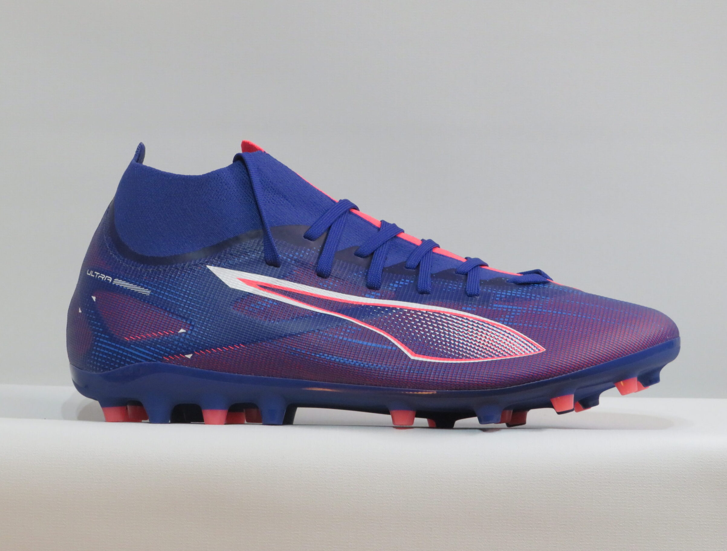 BOTAS DE FUTBOL PUMA ULTRA 5 MATCH + MG 1 BOTAS DE FUTBOL PUMA ULTRA 5 MATCH + MG