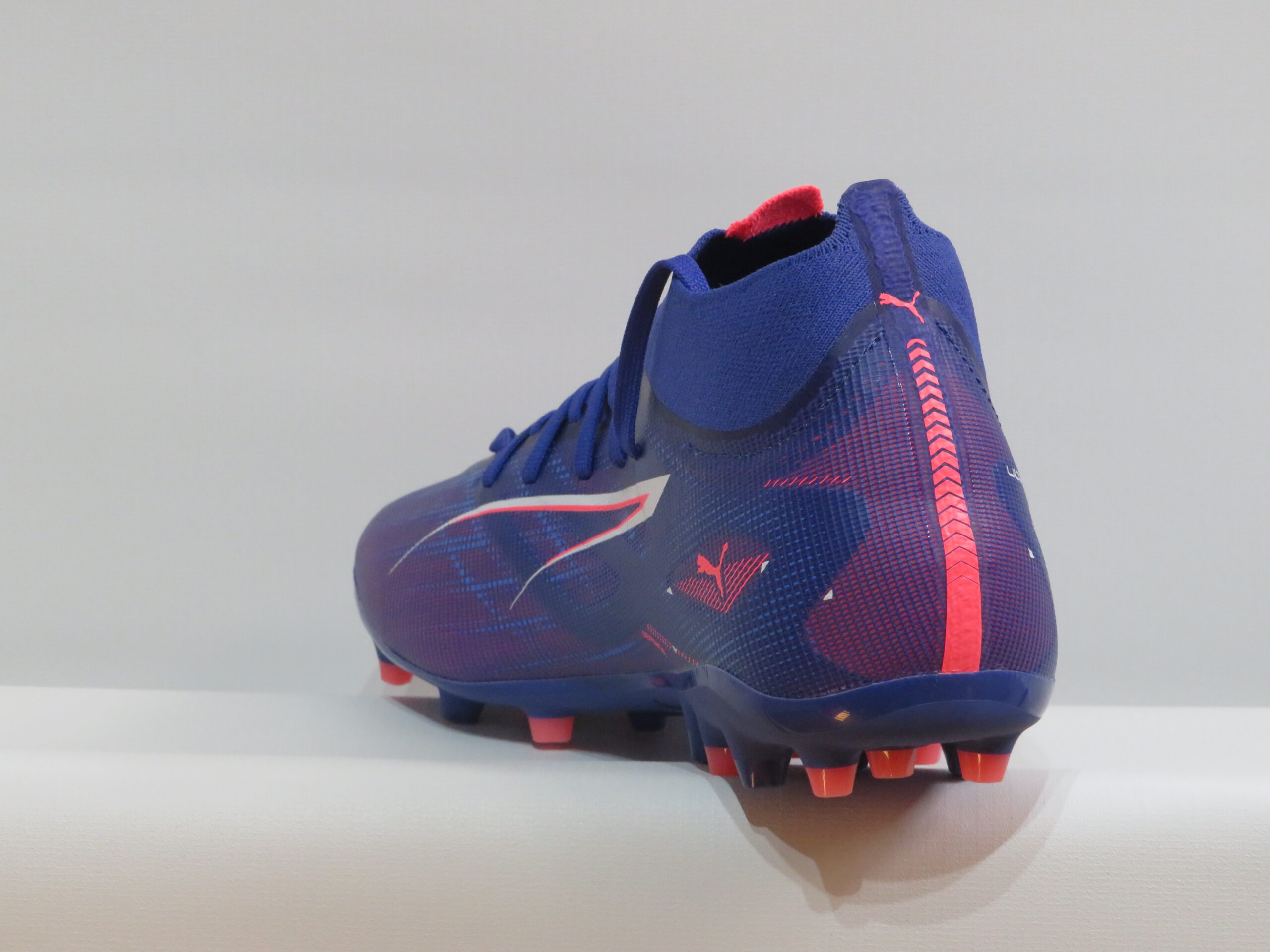 BOTAS DE FUTBOL PUMA ULTRA 5 MATCH + MG 3 BOTAS DE FUTBOL PUMA ULTRA 5 MATCH + MG - Imagen 3