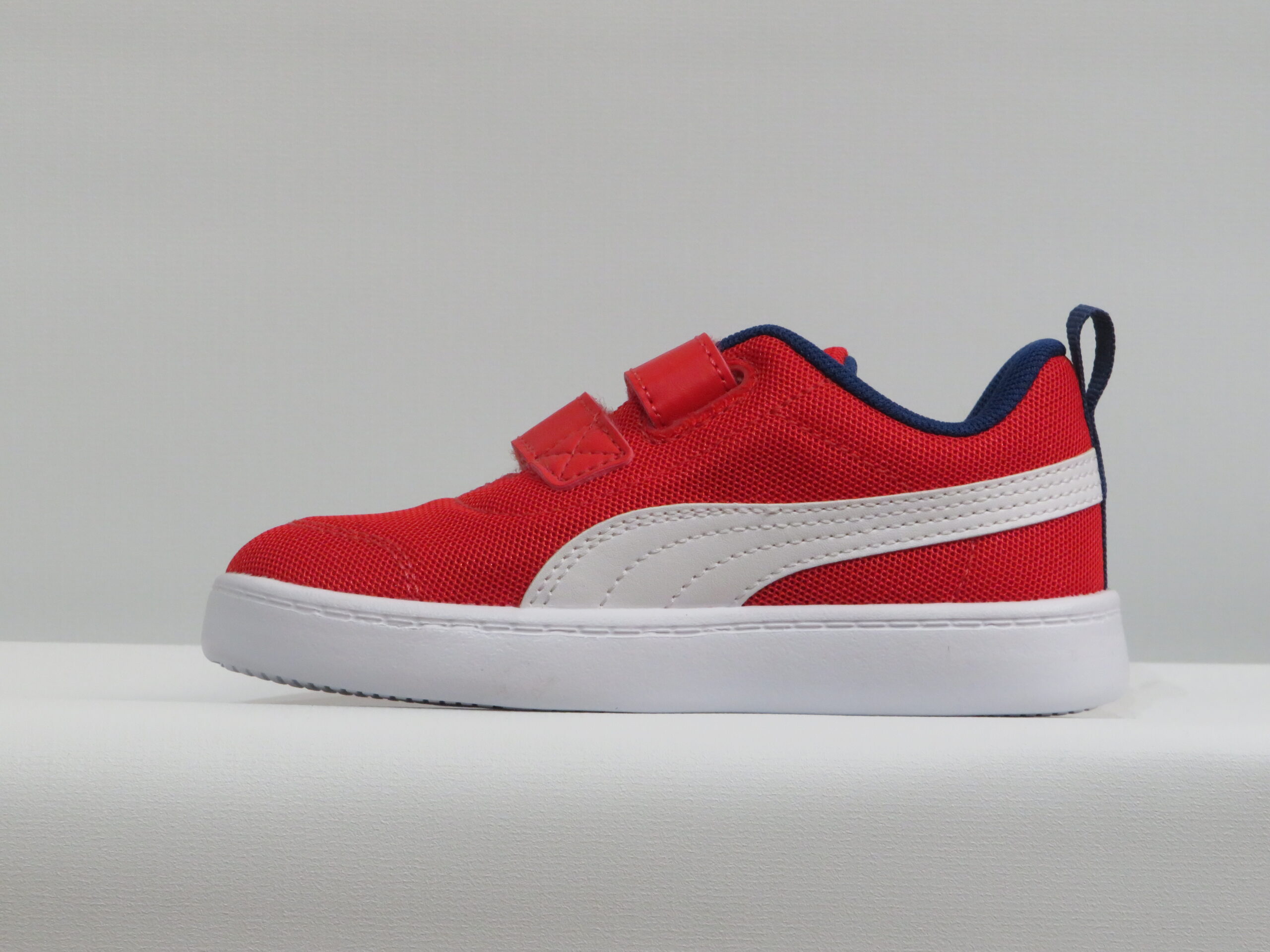 ZAPATILLAS PUMA COURTFLEX V2 MESH INF ROJO Y AZUL 2 ZAPATILLAS PUMA COURTFLEX V2 MESH INF ROJO Y AZUL - Imagen 2