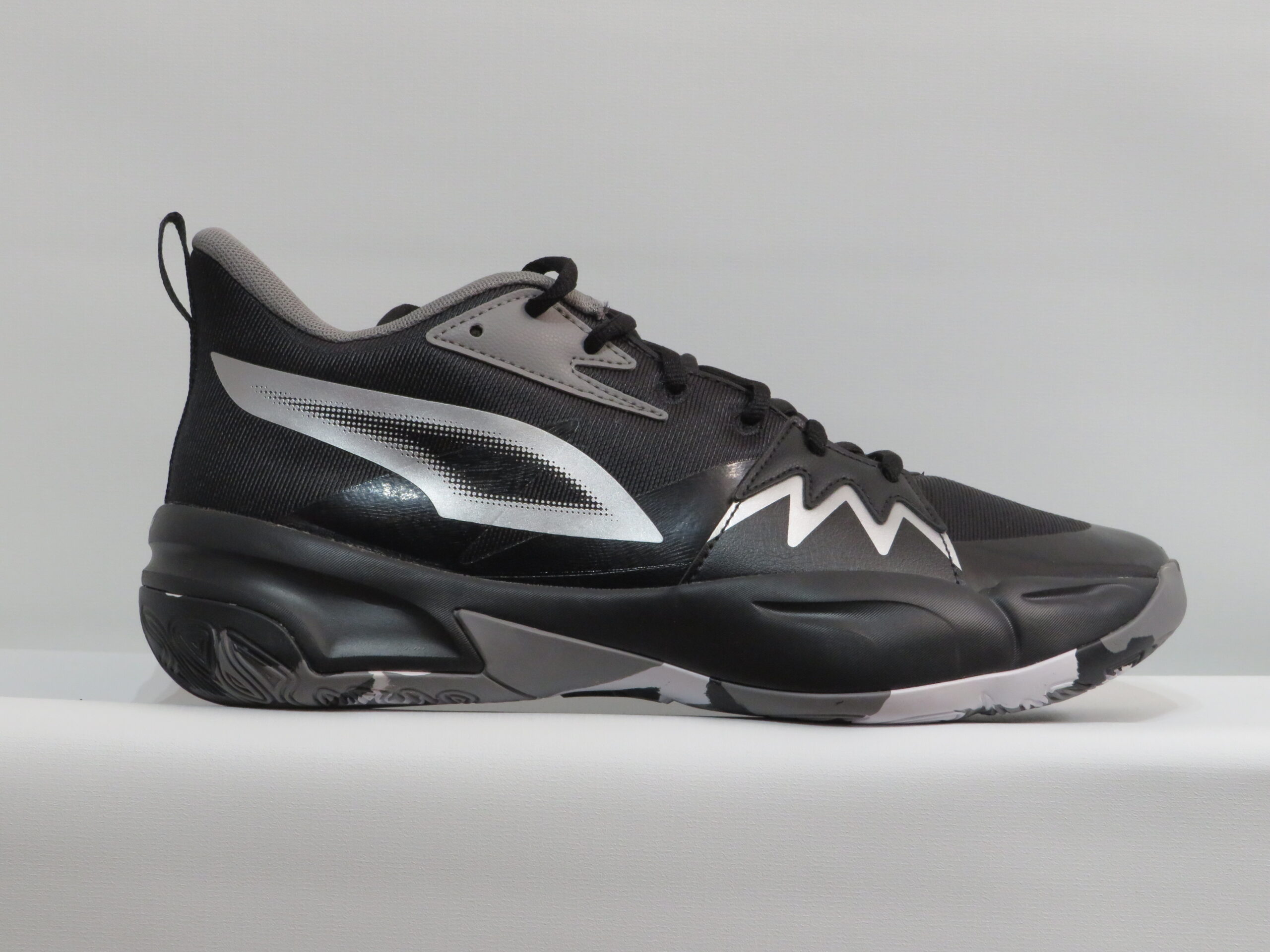 ZAPATILLAS DE BALONCESTO PUMA GENETICS UNISEX NEGRO 1 ZAPATILLAS DE BALONCESTO PUMA GENETICS UNISEX NEGRO
