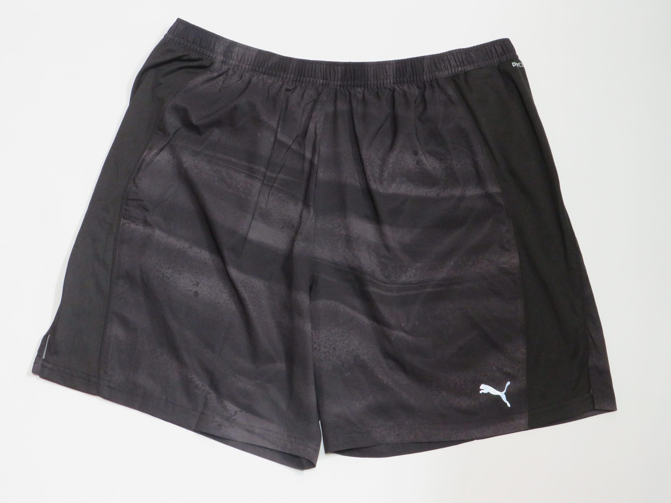 PANTALÓN CORTO PUMA RUN VELOCITY AOP 7" HOMBRE 1 PANTALÓN CORTO PUMA RUN VELOCITY AOP 7" HOMBRE