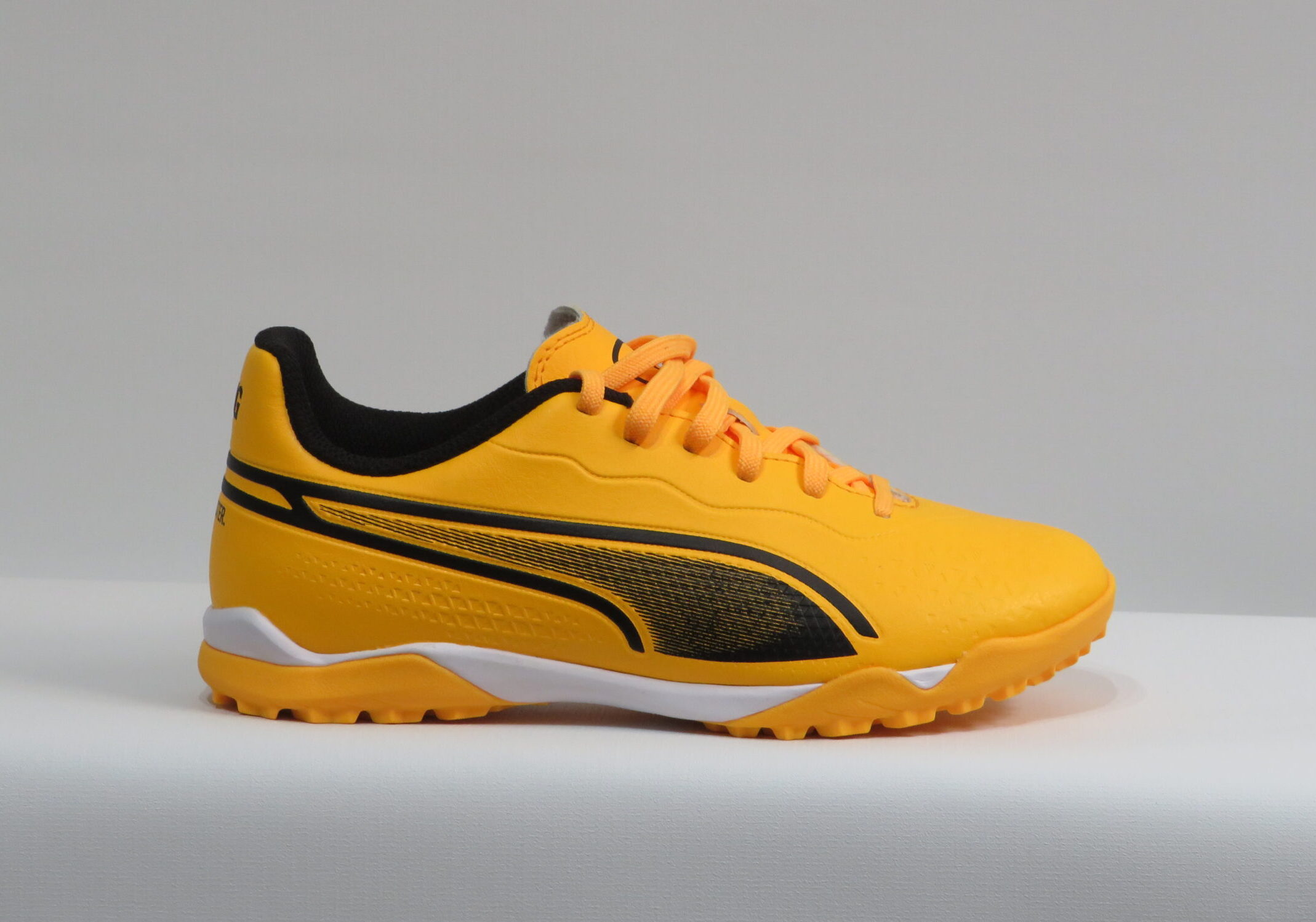 BOTAS DE FUTBOL PUMA KING MATCH TT + MID JR NARANJA 1 BOTAS DE FUTBOL PUMA KING MATCH TT + MID JR NARANJA